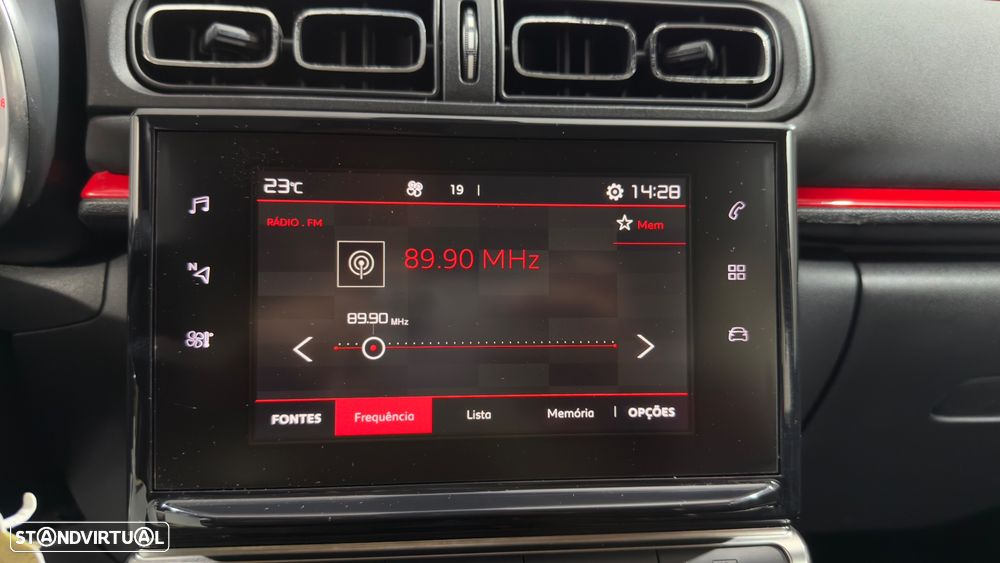 Citroën C3 1.2 PureTech Shine EAT6 - 22