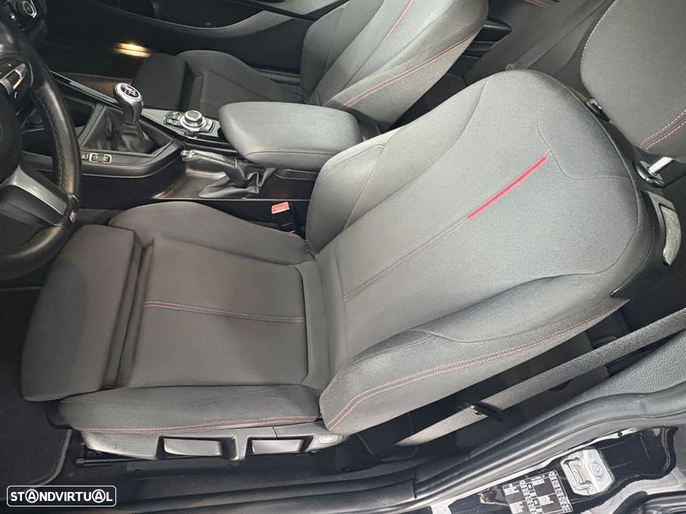 BMW 218 d Coupe Line Sport - 12