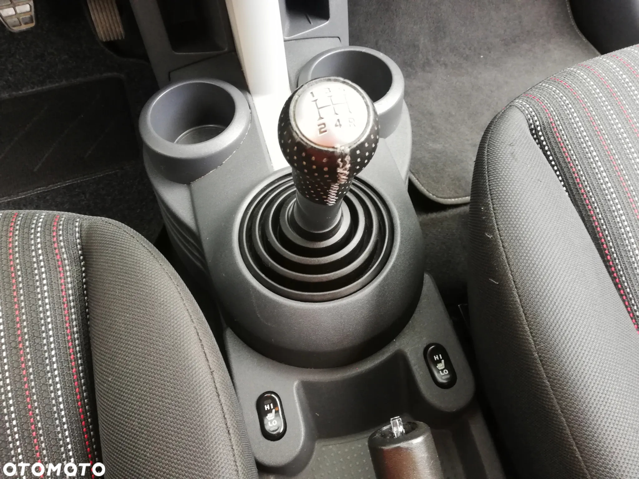 Mitsubishi Colt 1.3 Inform Edition Gold - 27