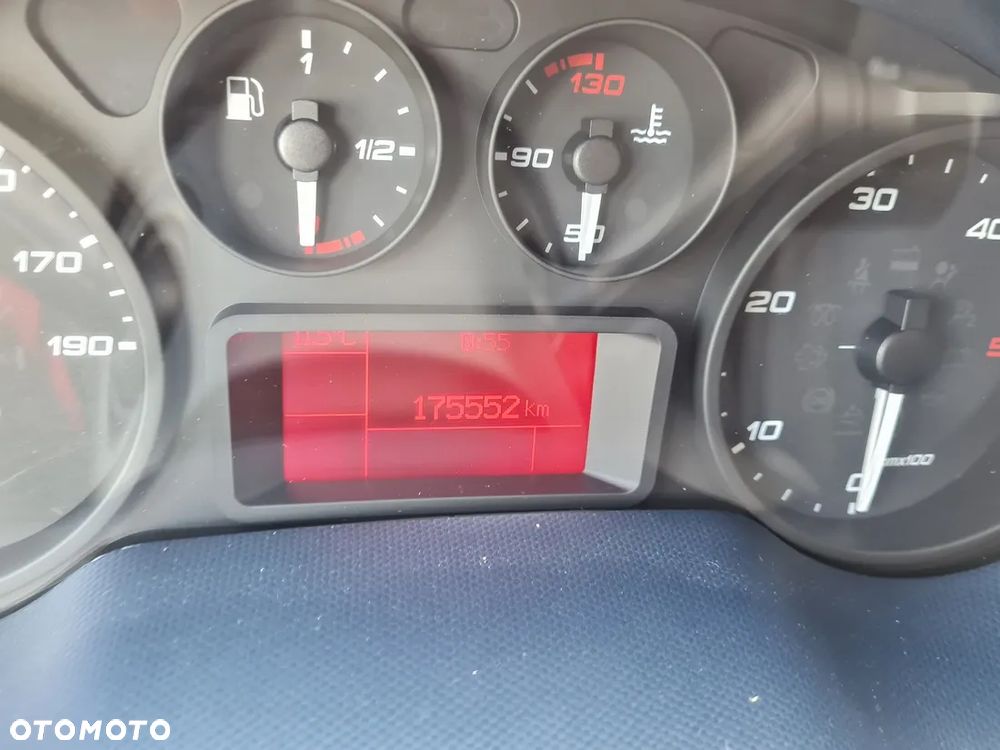 Iveco DAILY 35S16 ​*L3H2​*AUTOMAT​*KLIMATYZACJA​*TEMPOMAT​*RAMPA​*7 - 13