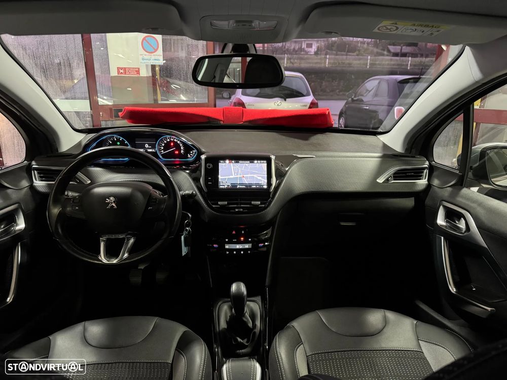 Peugeot 2008 PureTech 110 Stop&Start Allure - 11