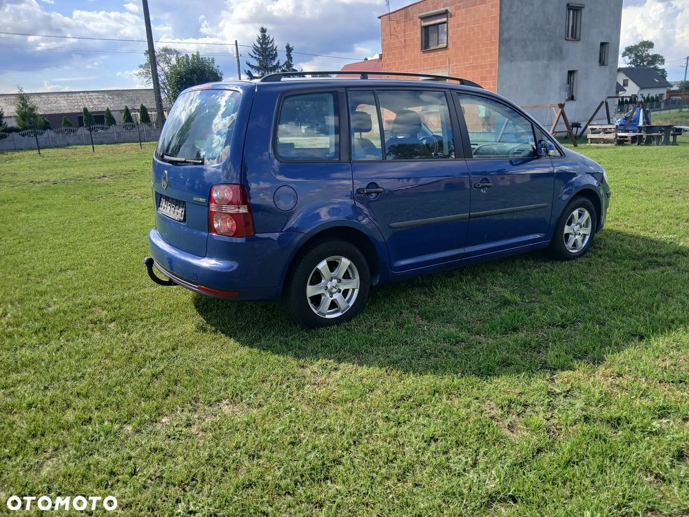 Volkswagen Touran 1.9 TDI Conceptline - 7
