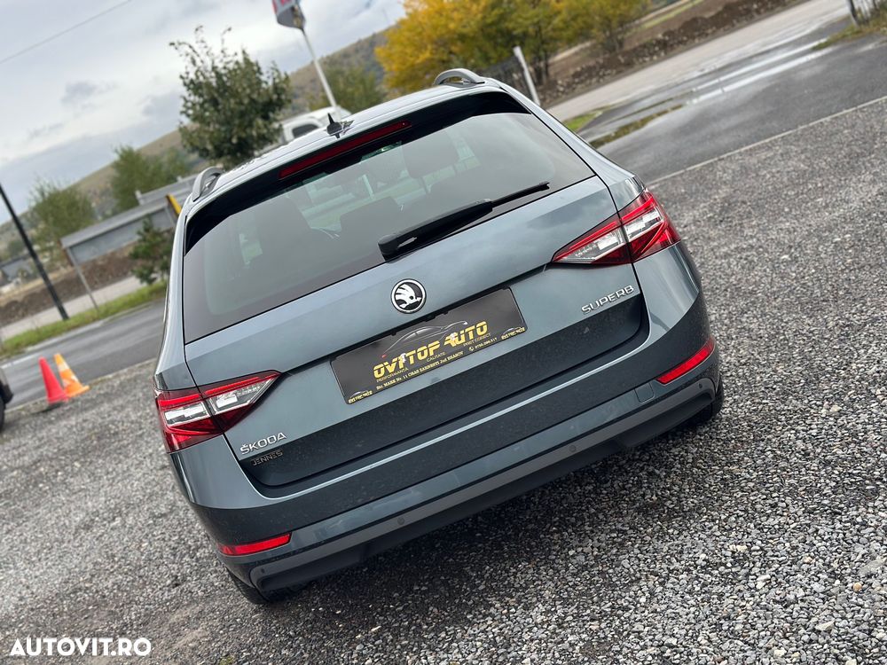 Skoda Superb Combi 1.6 TDI DSG Ambition - 4