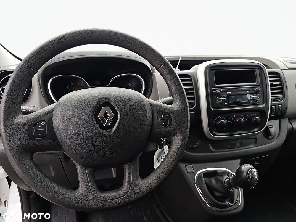 Renault Trafic - 14