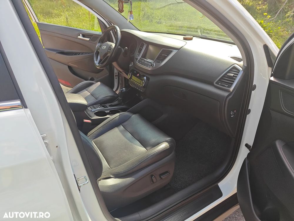 Hyundai Tucson 2.0 CRDI 4WD 6AT Premium+ - 14