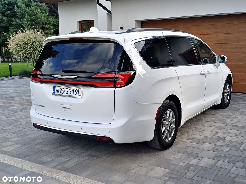 Chrysler Pacifica - 7