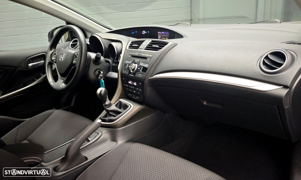 Honda Civic 1.6 i-DTEC Elegance+Connect Navi - 11