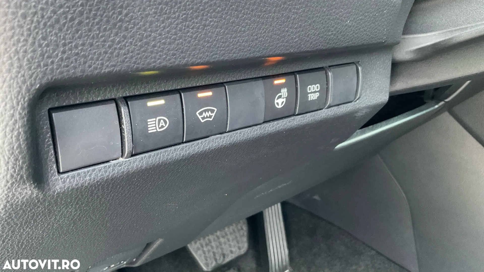 Toyota RAV4 - 32