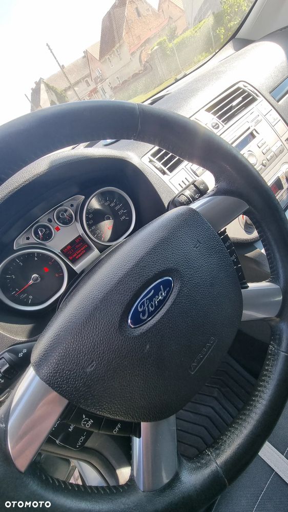 Ford Kuga 2.0 TDCi 4x4 Titanium - 19