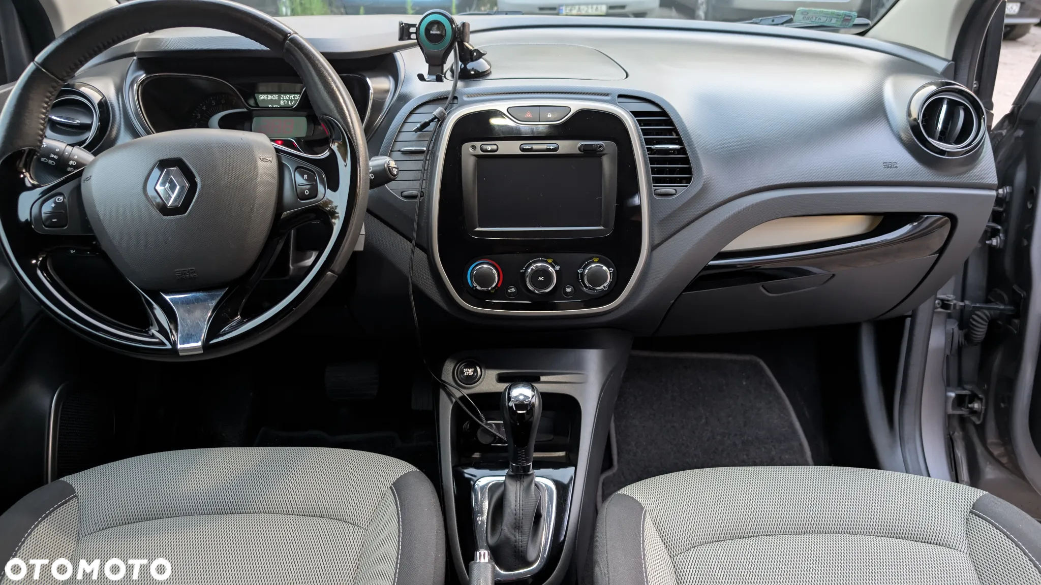 Renault Captur 1.2 TCe Intens EDC - 19