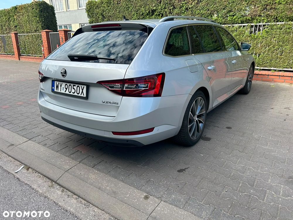 Skoda Superb 2.0 TDI L&K DSG - 13