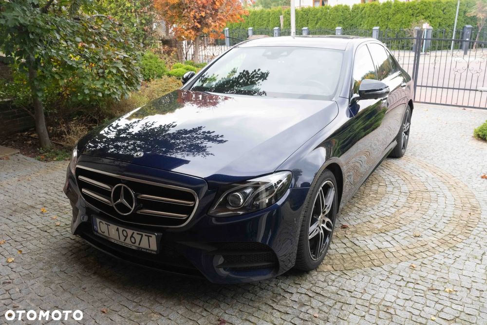 Mercedes-Benz Klasa E 220 d 4-Matic 9G-TRONIC - 3