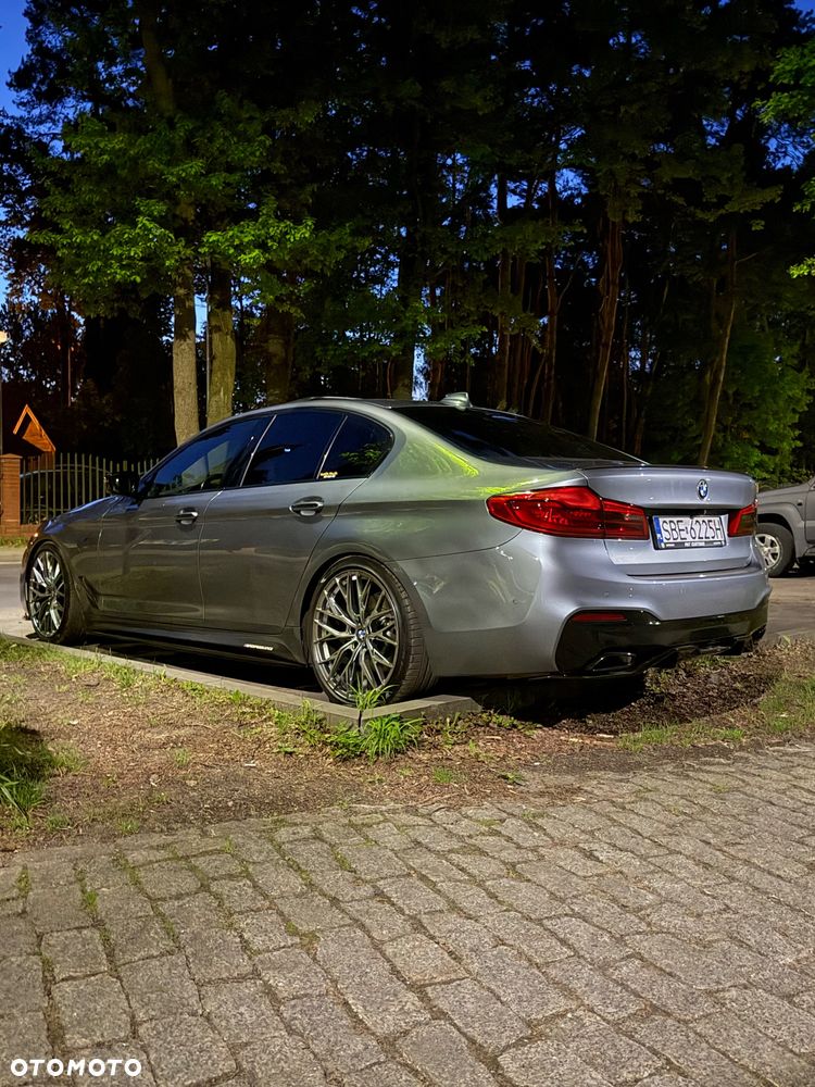 BMW Seria 5 520d M Sport - 5