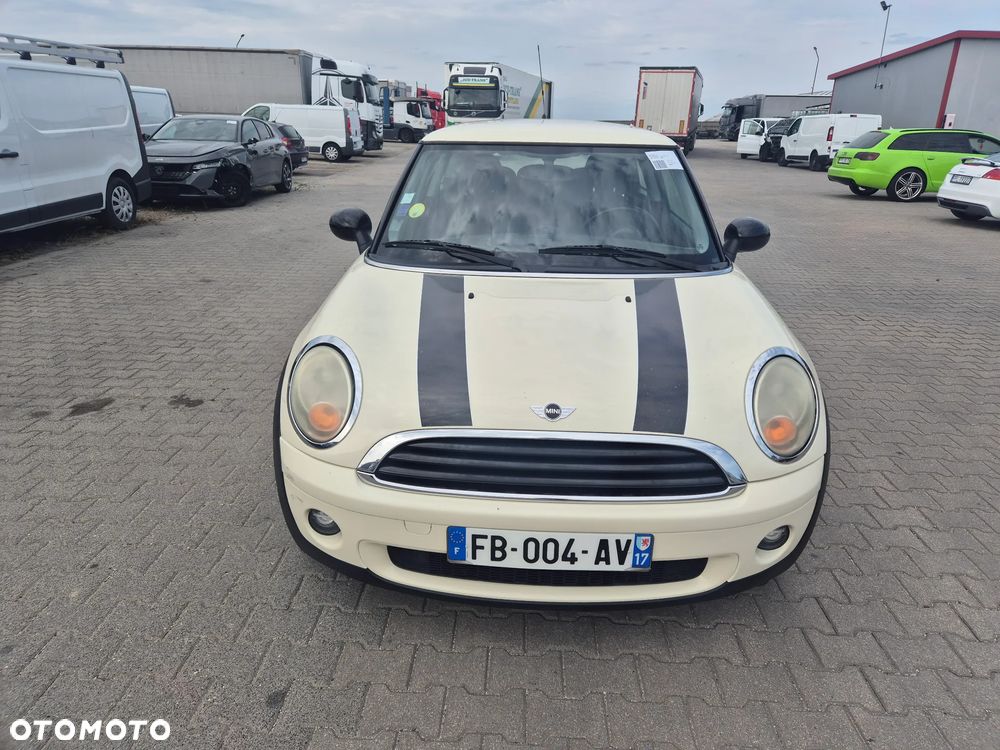 MINI ONE Standard - 5