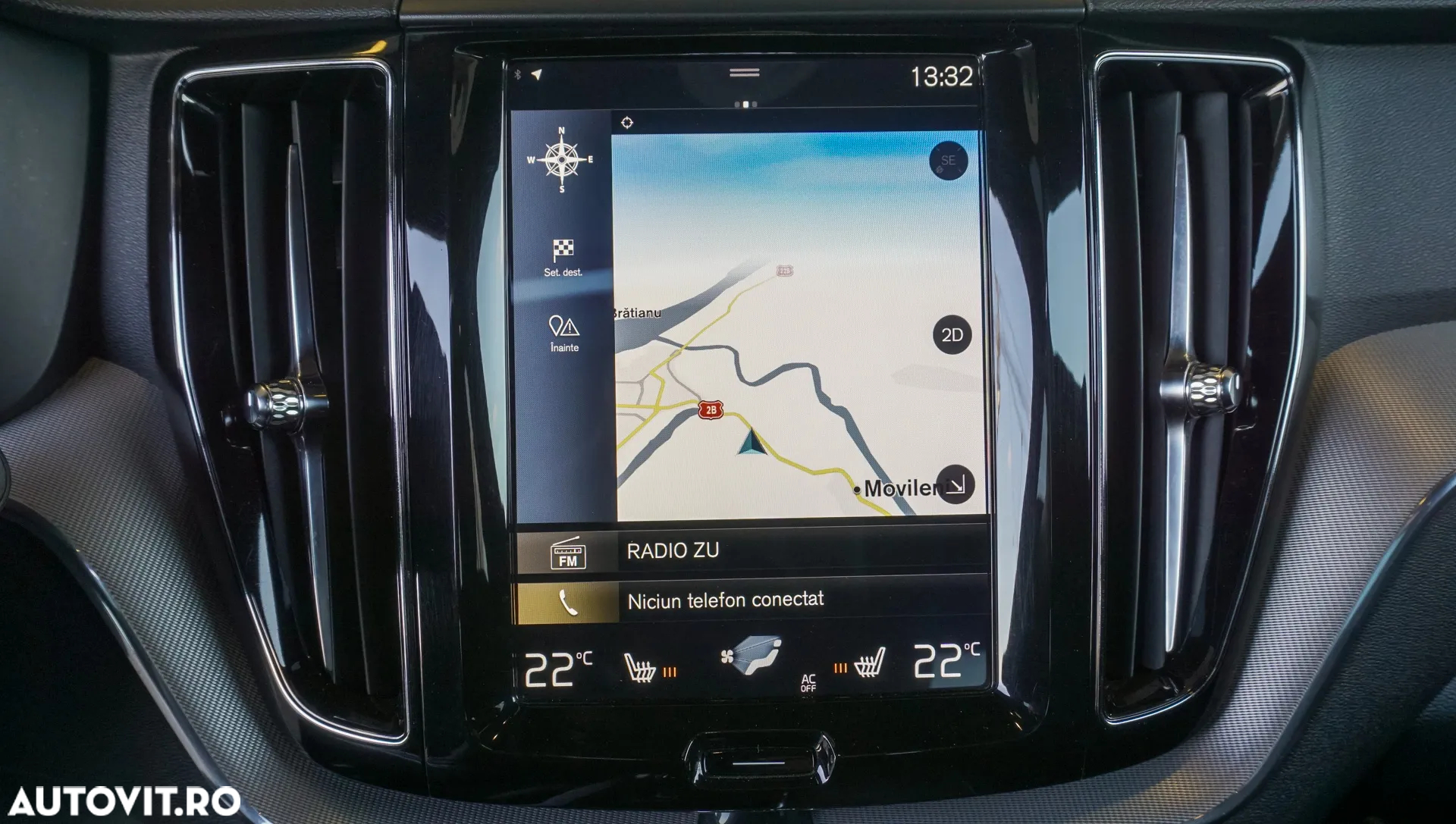 Volvo XC 60 D5 AWD Geartronic RDesign - 10