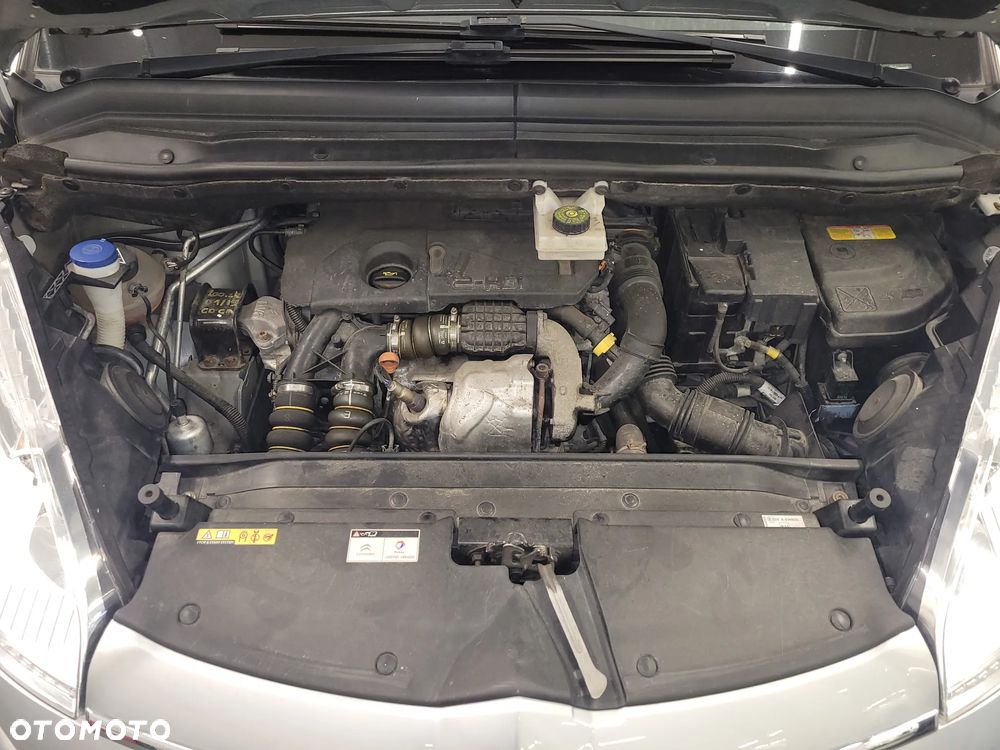 Citroën C4 Picasso ver-1-6-e--hdi-fap-egs6-exclusive - 19