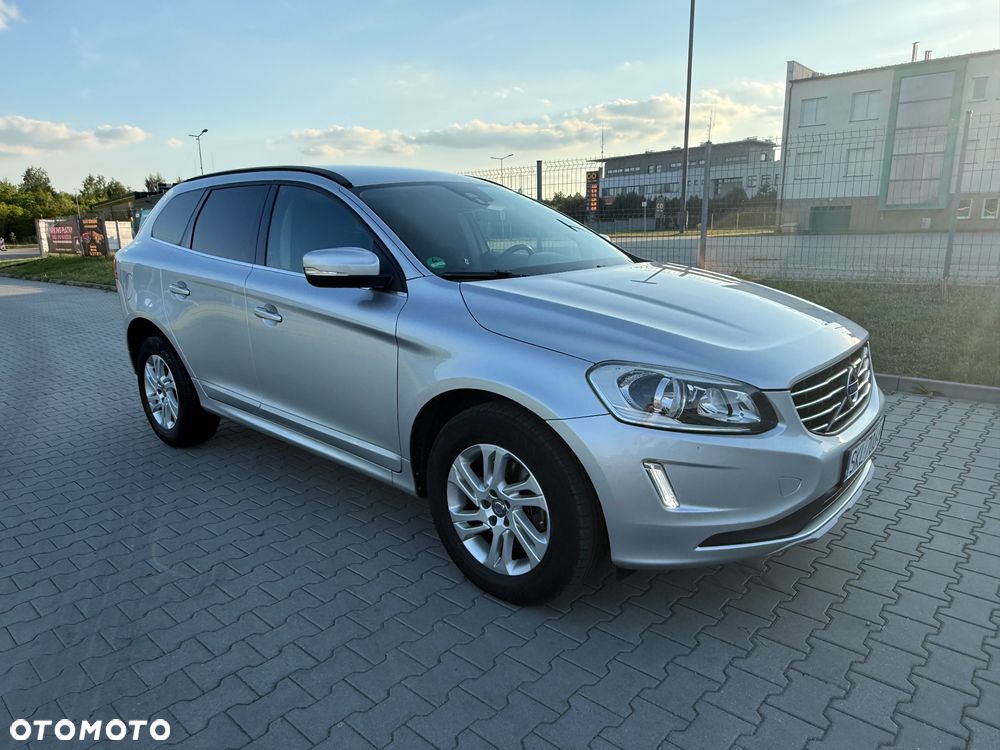 Volvo XC 60 D3 Geartronic Momentum - 26