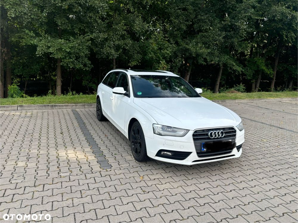 Audi A4 Avant - 14