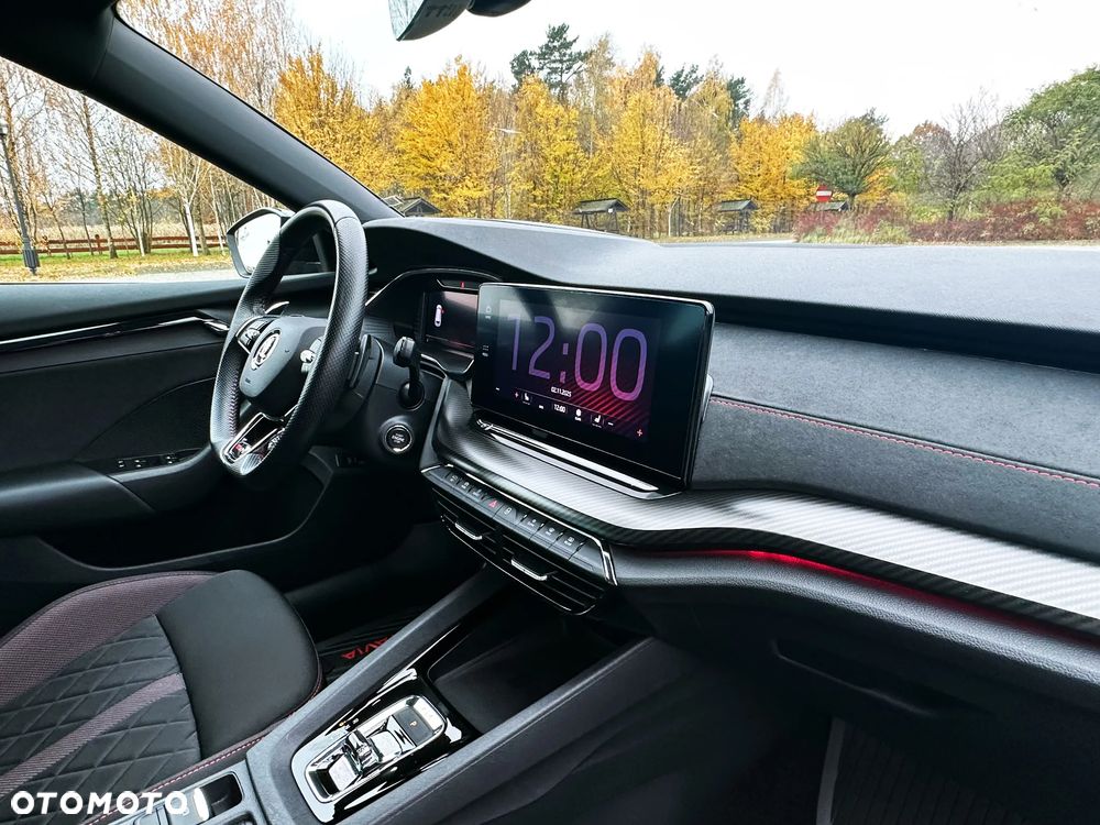 Skoda Octavia 2.0 TDI DSG 4x4 RS - 18