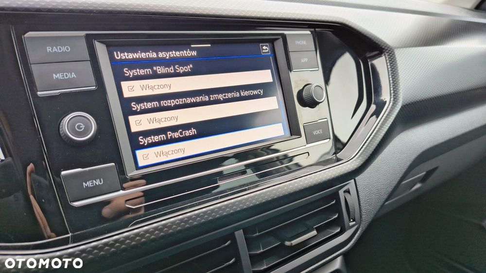 Volkswagen T-Cross - 25