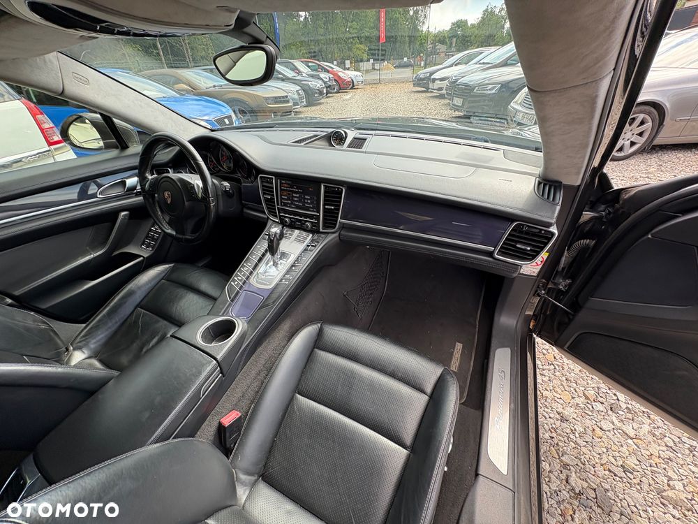 Porsche Panamera S PDK - 24