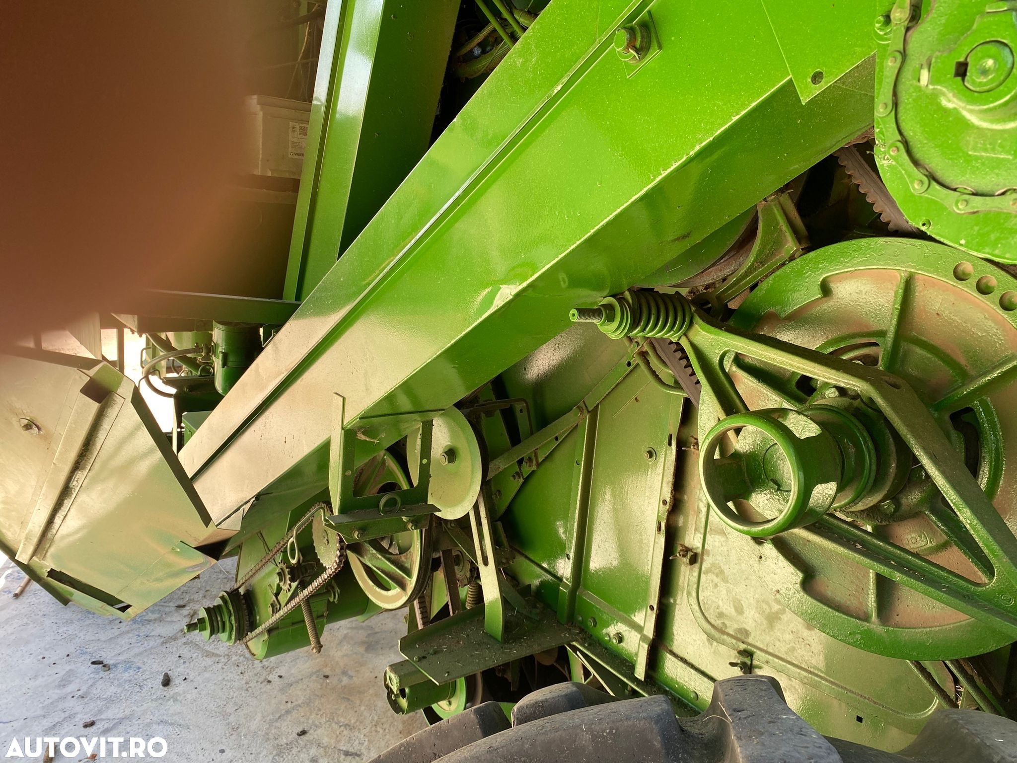 John Deere 1065 - 4