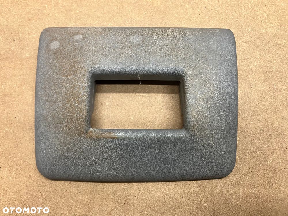 MASKOWNICA OSŁONA ZAŚLEPKA PASA BEZPIECZEŃSTWA TYŁ KANAPY BMW E34 E32 8143500 - 6