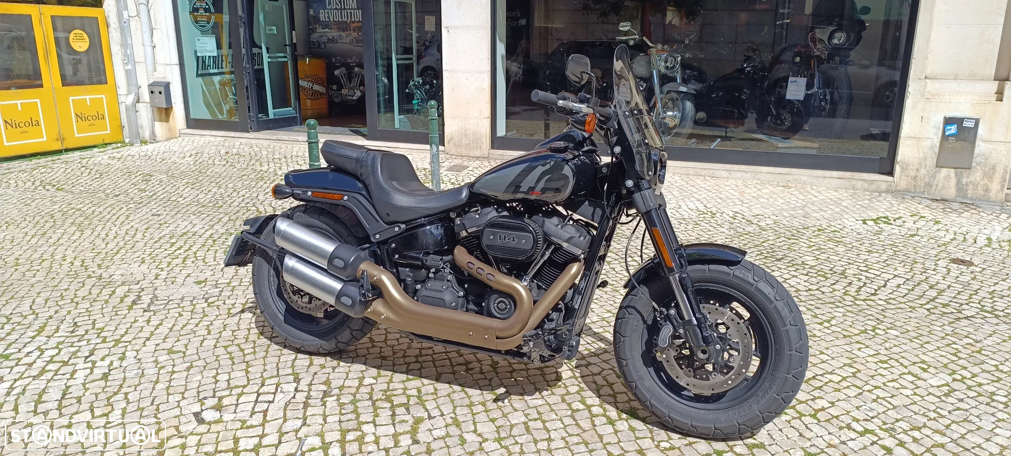 Harley-Davidson Softail FAT BOB 114 - 2