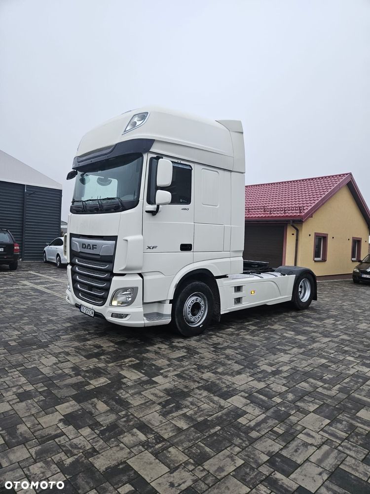DAF FT XF 106.480 / STANDARD / RETARDER / KLIMA POSTOJOWA / SuperSpace - 17