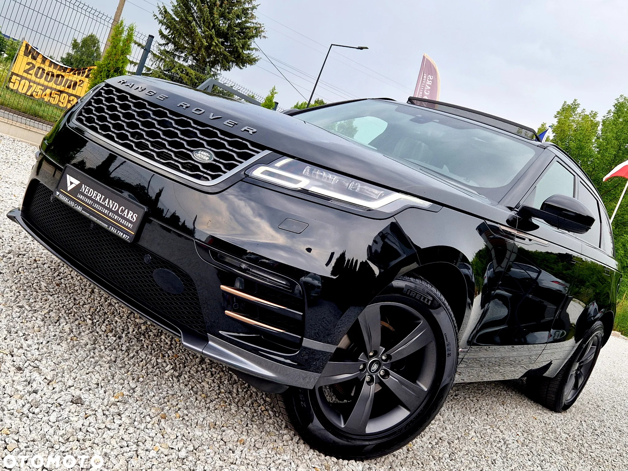 Land Rover Range Rover Velar 2.0 TD4 R-Dynamic - 2