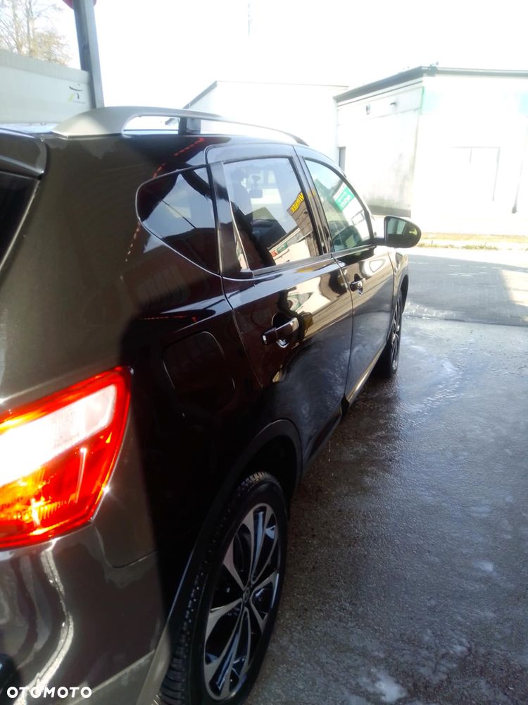 Nissan Qashqai - 10