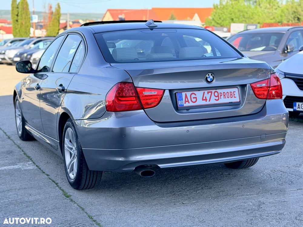 BMW Seria 3 - 35