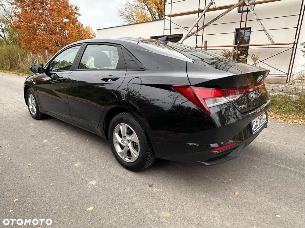 Hyundai Elantra 1.6 Modern CVT - 5