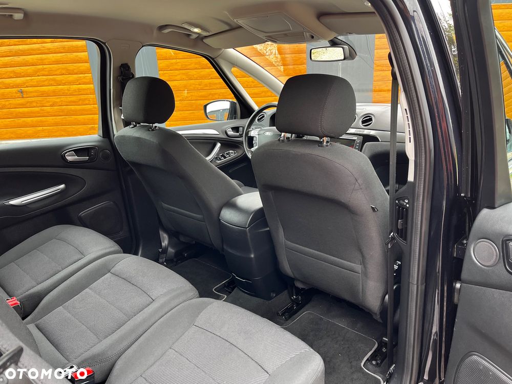 Ford S-Max 1.6 T Titanium - 26