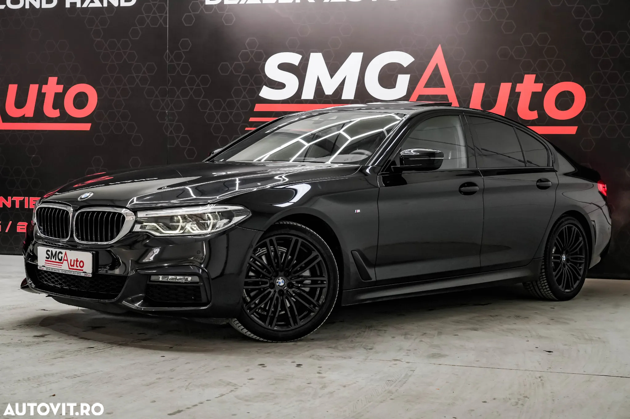 BMW Seria 5 520i AT - 29