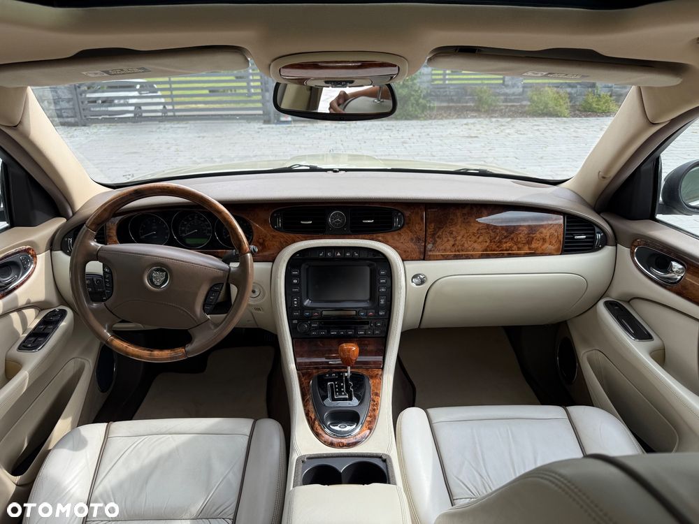 Jaguar XJ XJ8 4.2 Executive Last Edition - 15