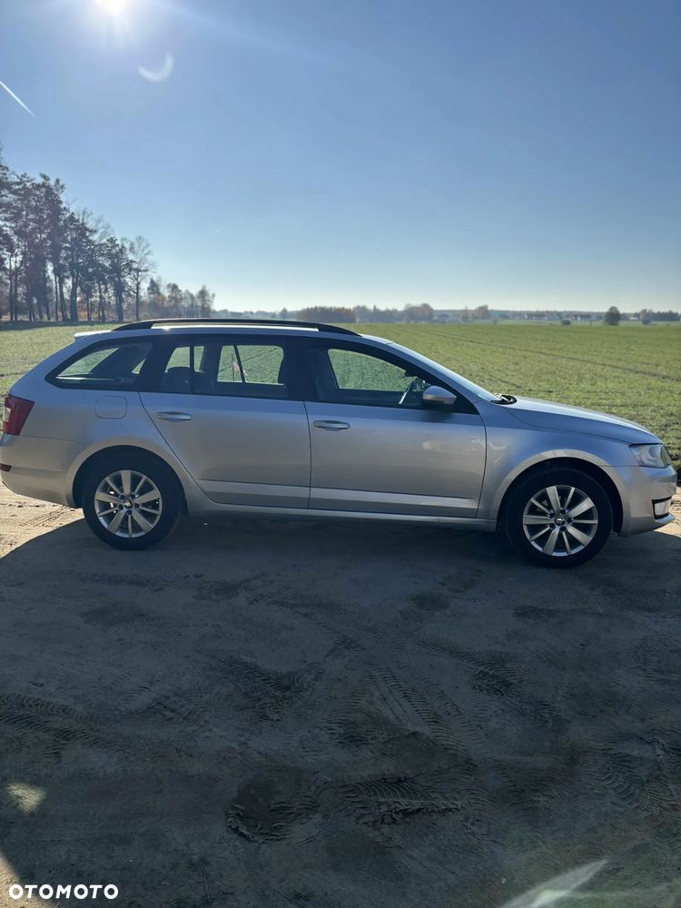 Skoda Octavia 1.6 TDI Ambition DSG - 26
