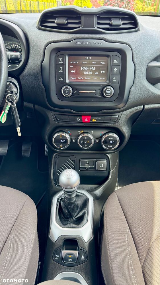 Jeep Renegade 1.4 MultiAir Limited - 31