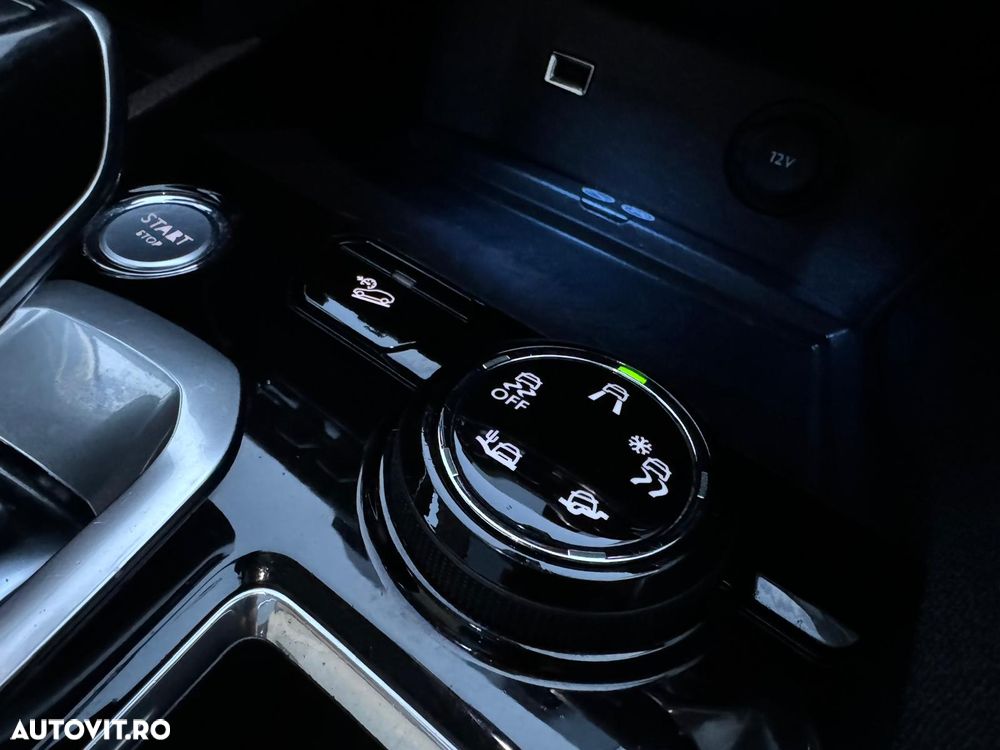 Peugeot 5008 BlueHDI 120 EAT6 Allure - 25