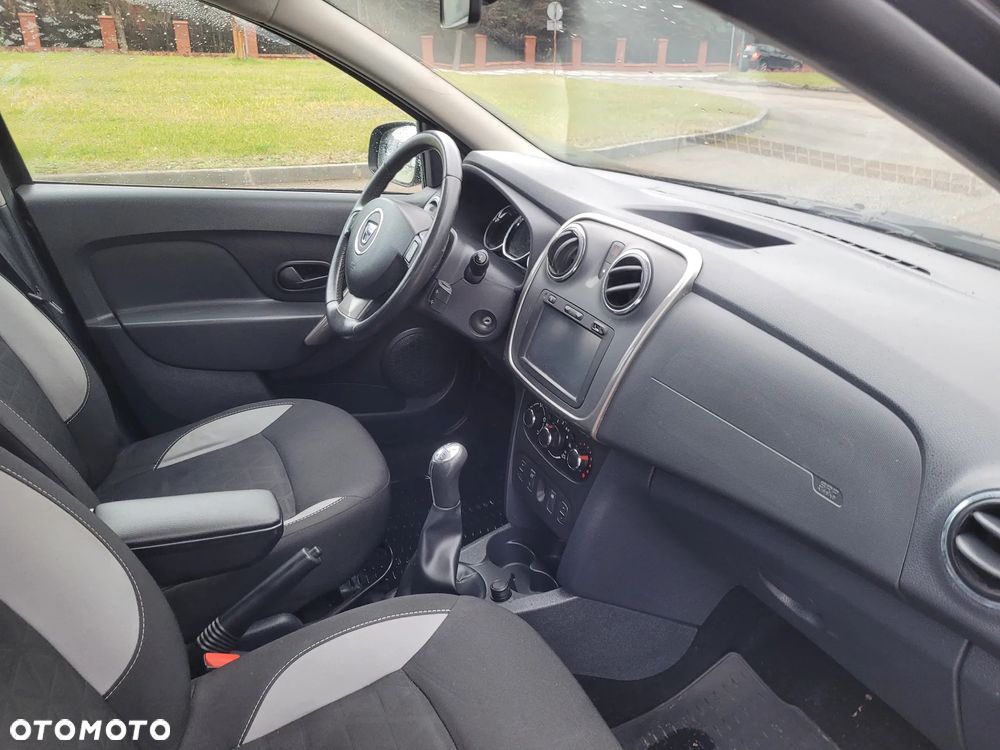 Dacia Sandero Stepway 0.9 TCe Laureate S&S - 10