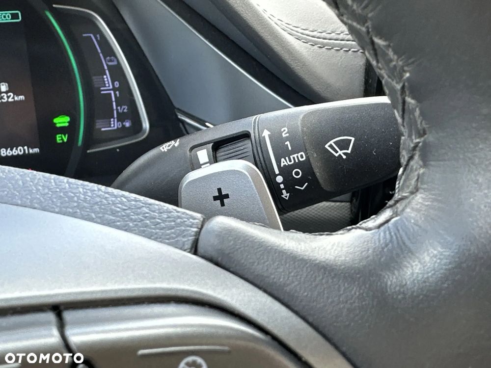 Hyundai IONIQ Hybrid Premium - 28