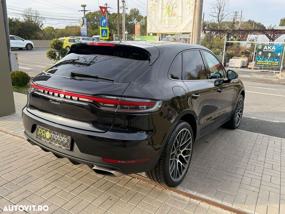 Porsche Macan - 12
