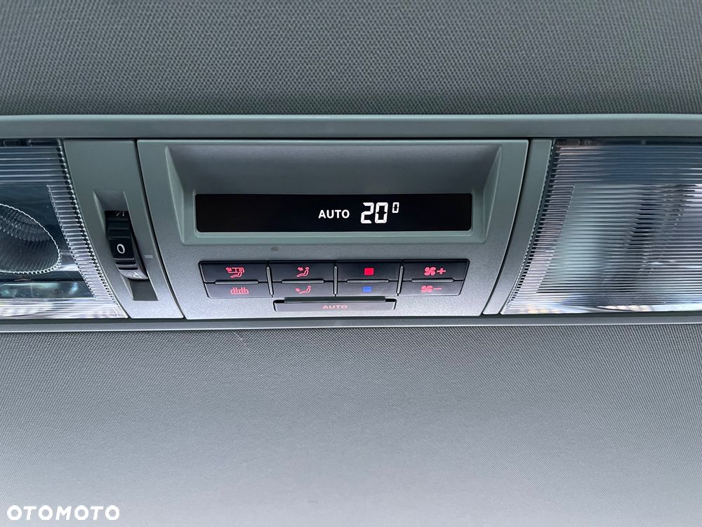 Volkswagen Caravelle 2.0 TDI L1 Highline DSG - 27