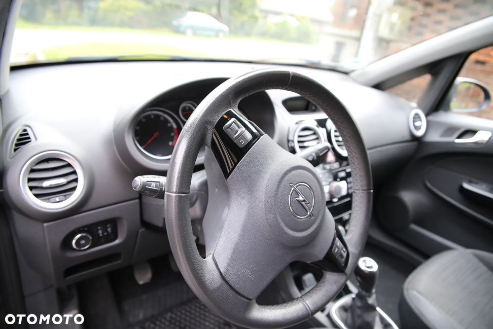 Opel Corsa 1.4 16V Energy - 14