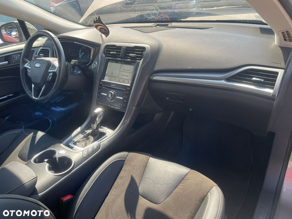 Ford Mondeo - 13