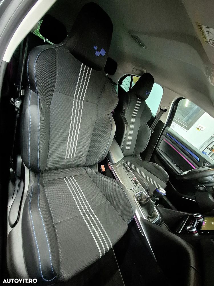Renault Megane BLUE dCi 115 GT LINE - 28