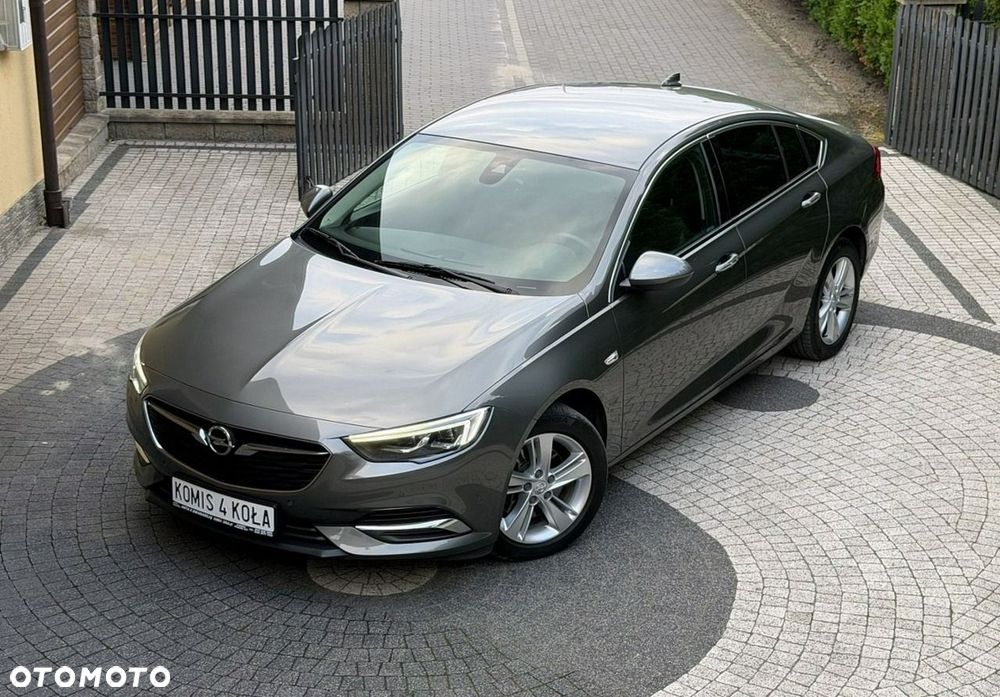 Opel Insignia - 21