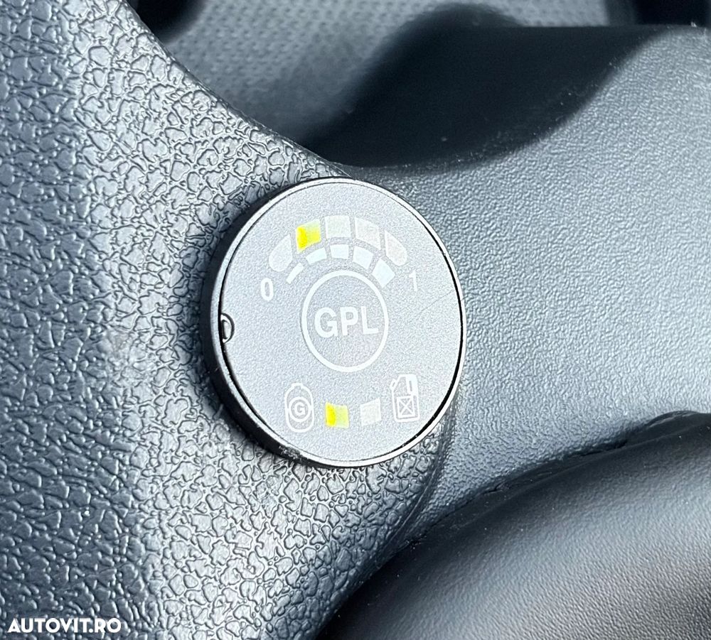 Dacia Sandero Stepway TCe 90 (S&S) Celebration - 18