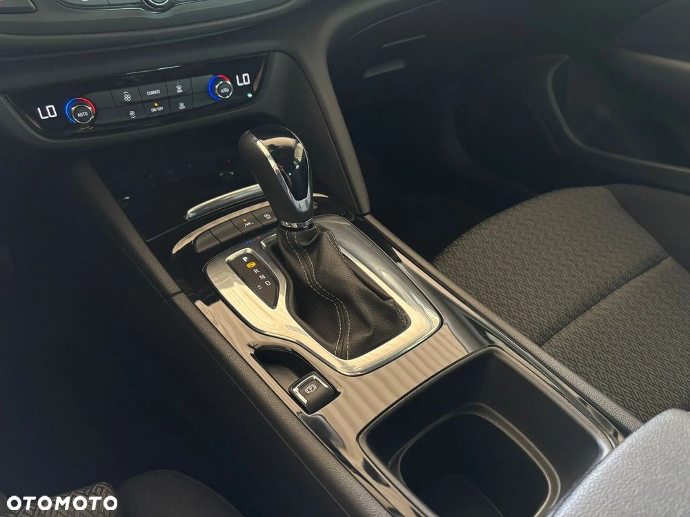 Opel Insignia 2.0 CDTI Enjoy S&S - 21