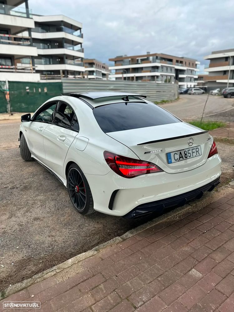 Mercedes-Benz CLA 45 AMG 4Matic Speedshift 7G-DCT - 4